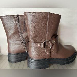 Nautica Brown and black ankle Lorbram zipper Combat Boots Sherpa lining size 10